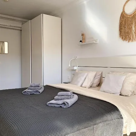 Happiness - Luxury With Sea View