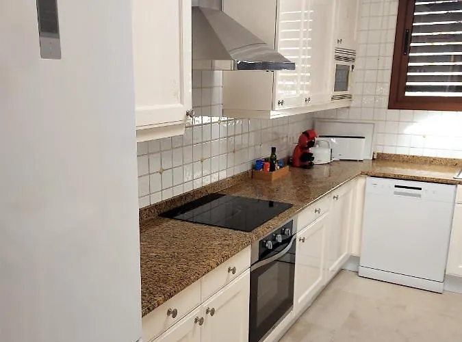 Happiness - Luxury With Sea View