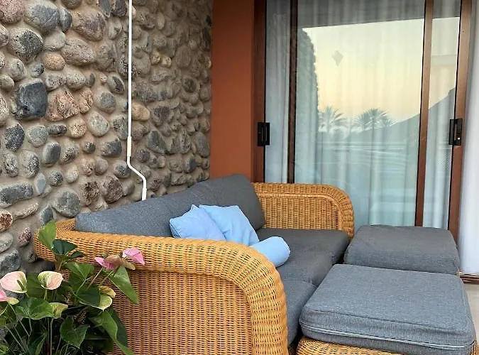 Happiness - Luxury With Sea View