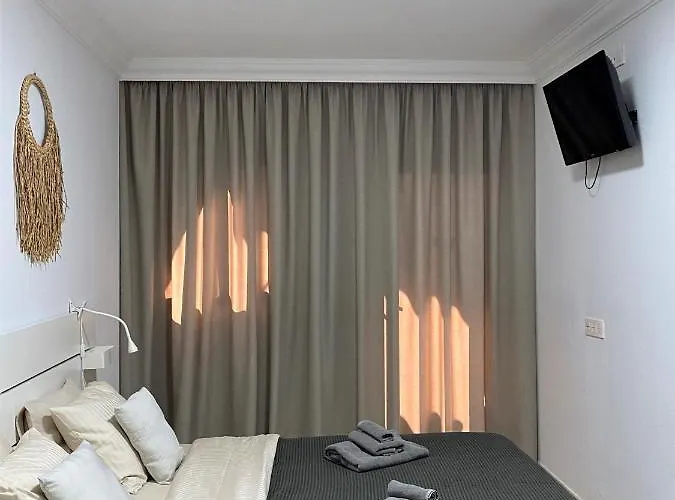 Happiness - Luxury With Sea View