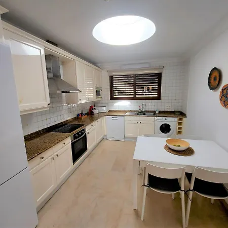 Happiness - Luxury With Sea View Holiday home *